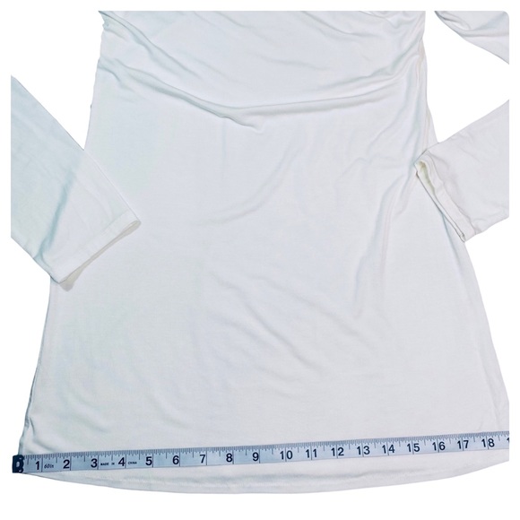 Julian Chang - Off-The-Shoulder Long Sleeve Tunic Top Size L in Winter White - Picture 10 of 15